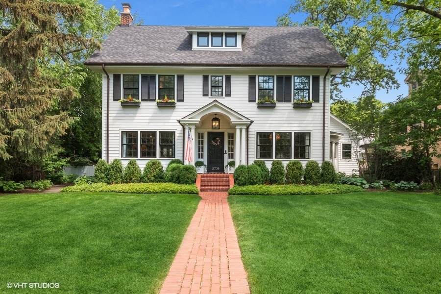 2709 Lincoln Street - Photo 1