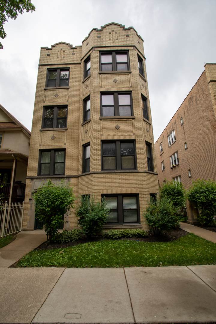 4552 Drake Avenue - Photo 1
