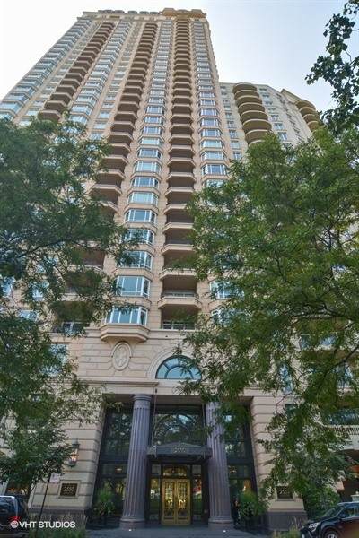 2550 Lakeview Avenue - Photo 1