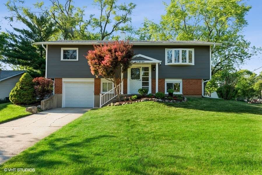 21W058 Coronet Road - Photo 1