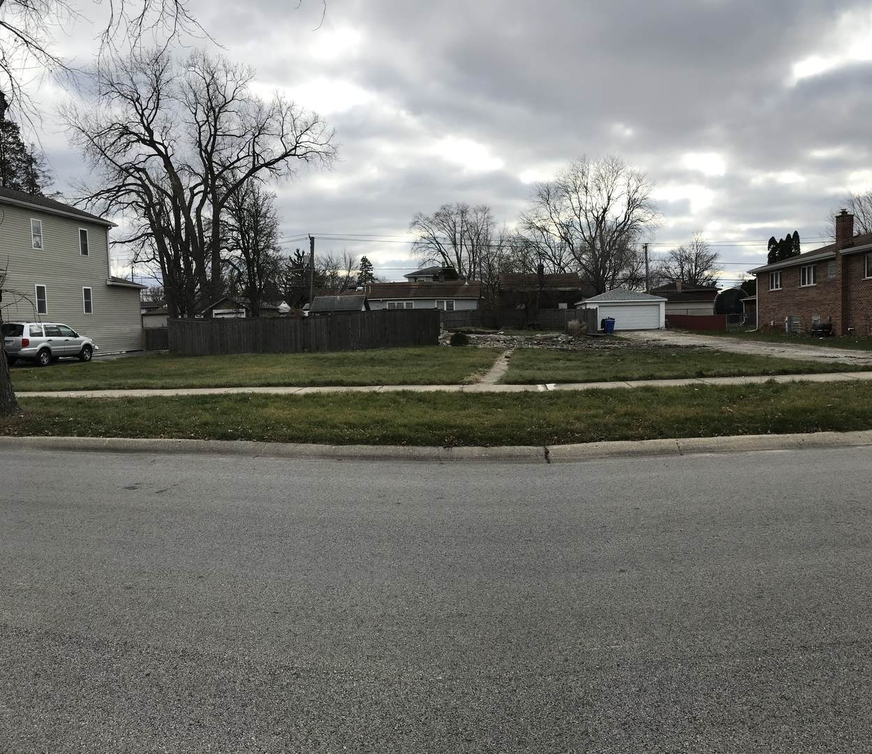 1041 North Avenue - Photo 1
