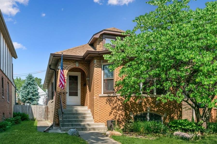 4630 Kostner Avenue - Photo 1