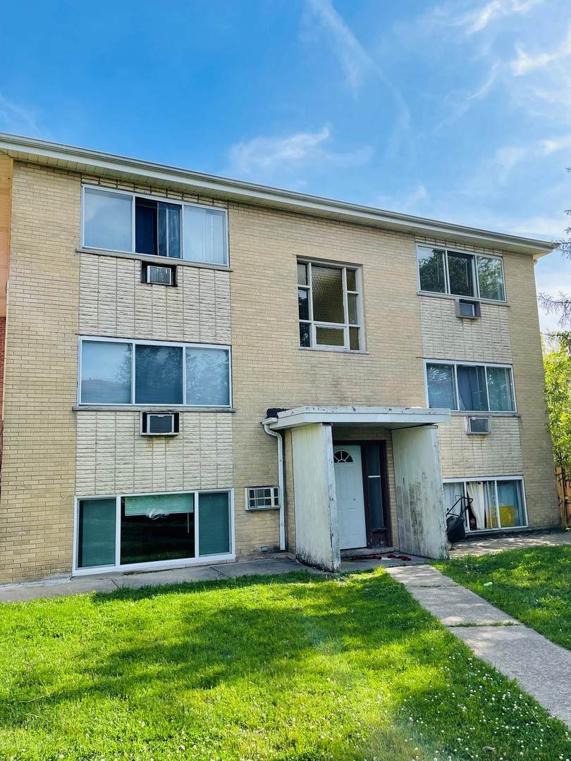 9640 Golf Terrace - Photo 1