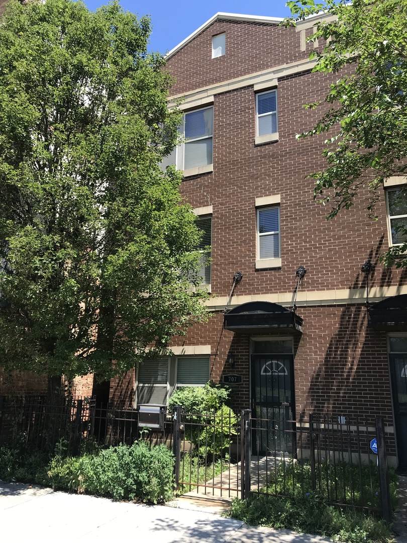 707 Kedzie Avenue - Photo 1