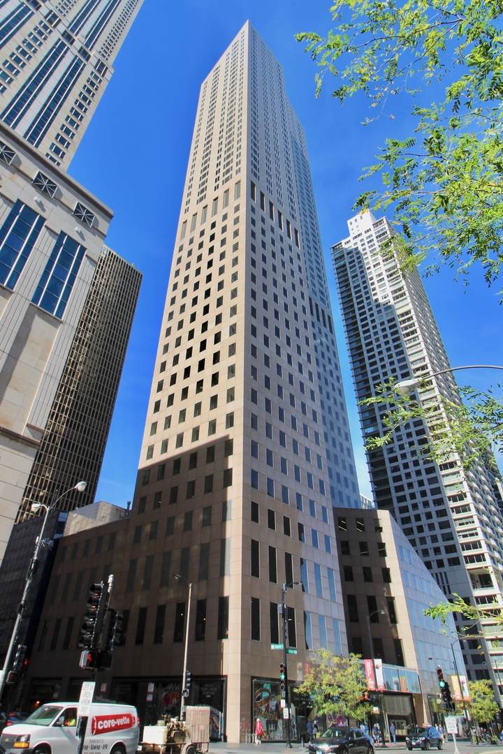 950 Michigan Avenue - Photo 1