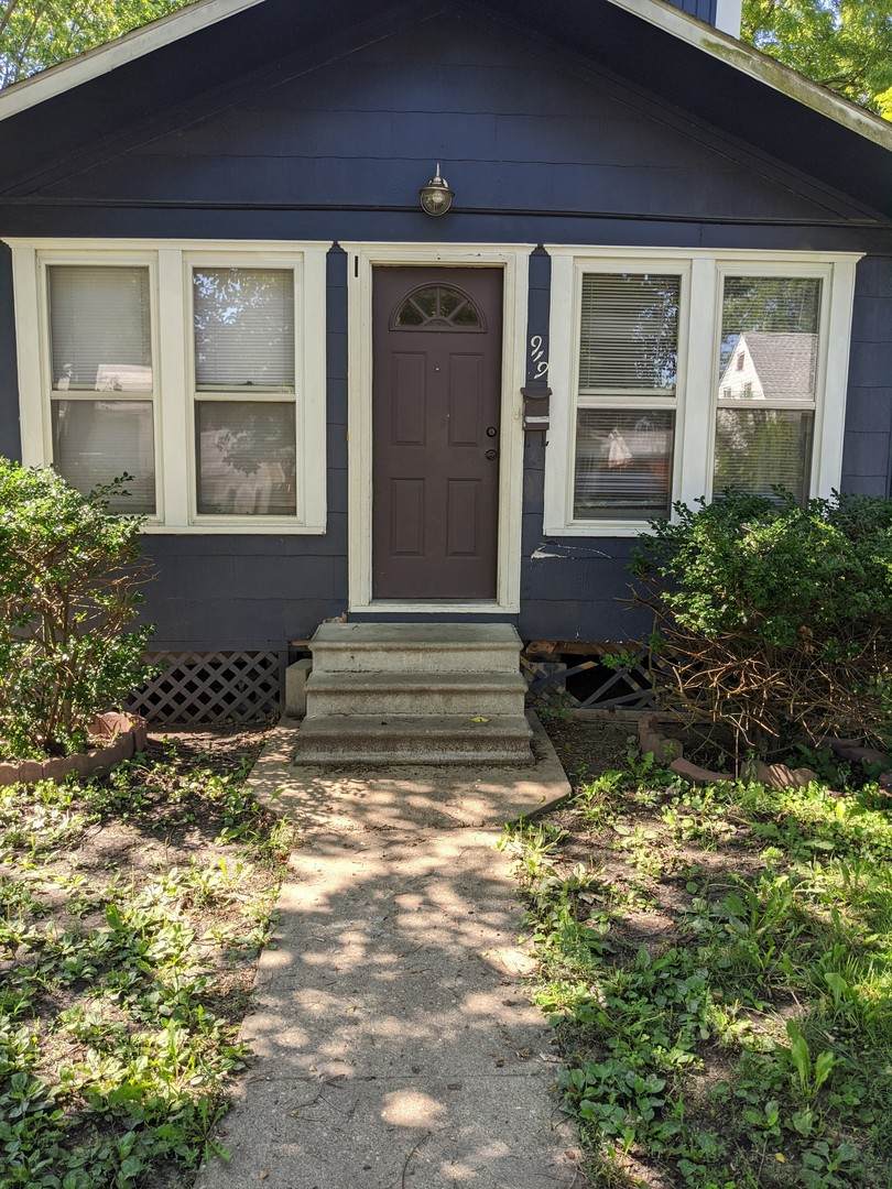 919 Beardsley Avenue - Photo 1