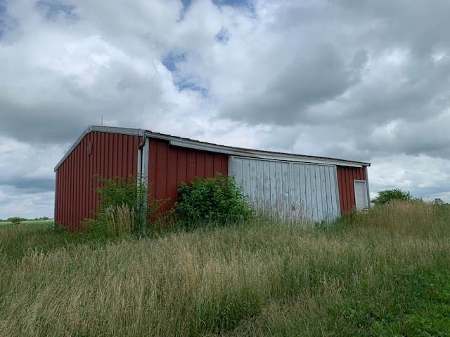 29511 Stoney Island Avenue - Photo 1