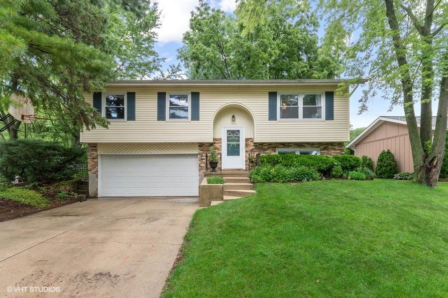 1614 Lucylle Avenue - Photo 1