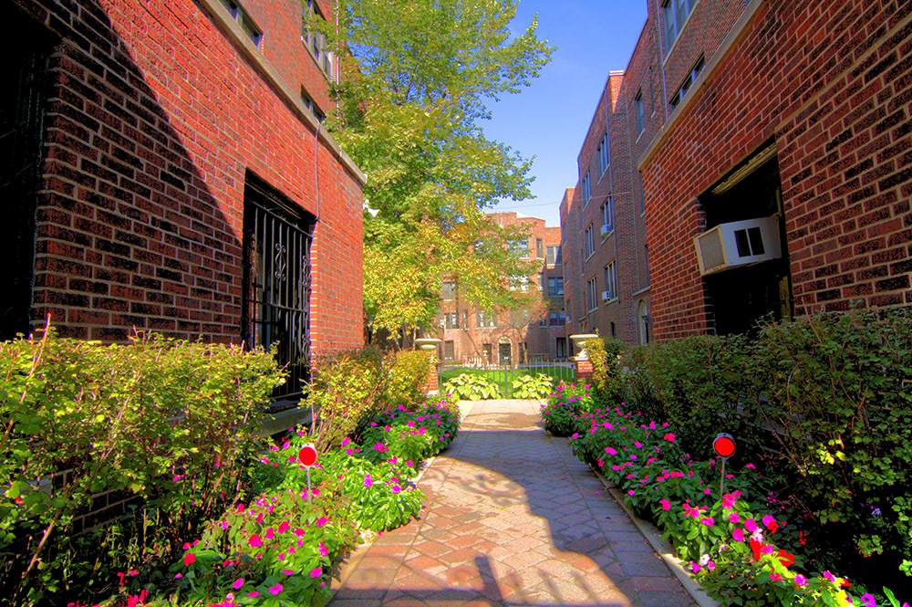 632 Addison Street - Photo 1