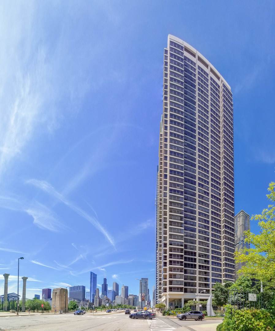 360 Randolph Street - Photo 1