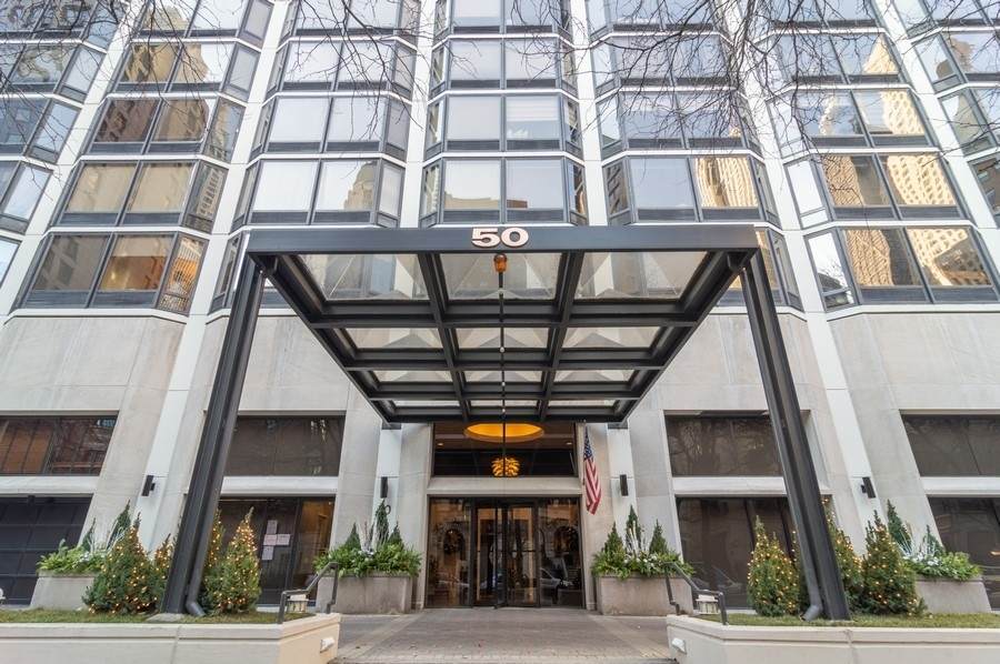 50 Bellevue Place - Photo 1