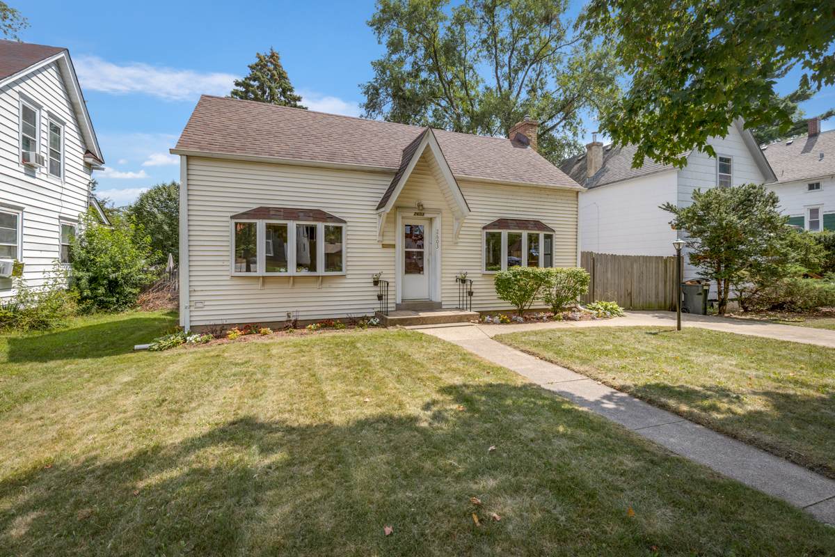 2603 Elim Avenue - Photo 1