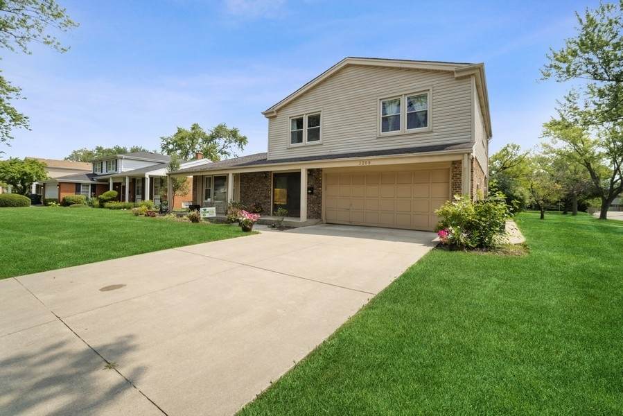 2205 Strawberry Lane - Photo 1