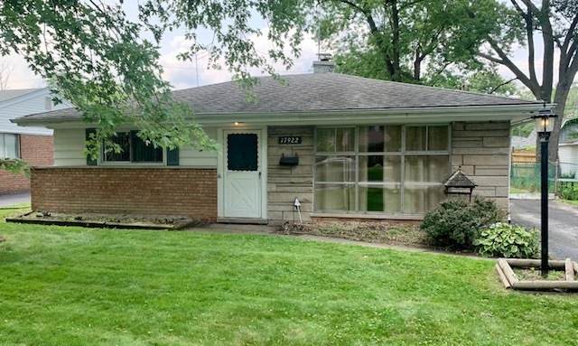 17922 Oakwood Avenue - Photo 1