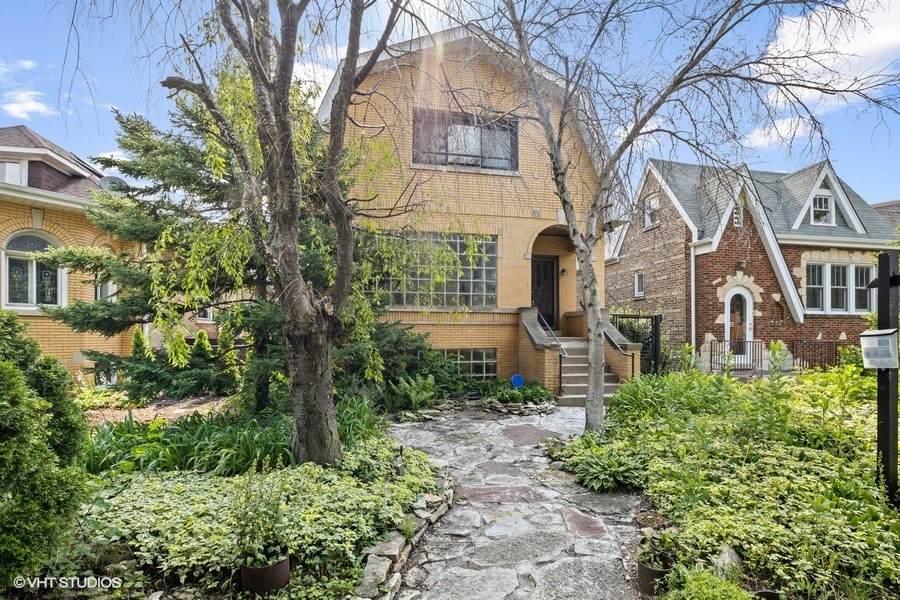 1805 Scoville Avenue - Photo 1
