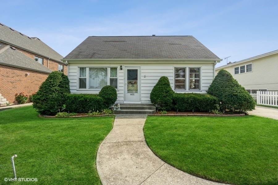 601 Howard Avenue - Photo 1
