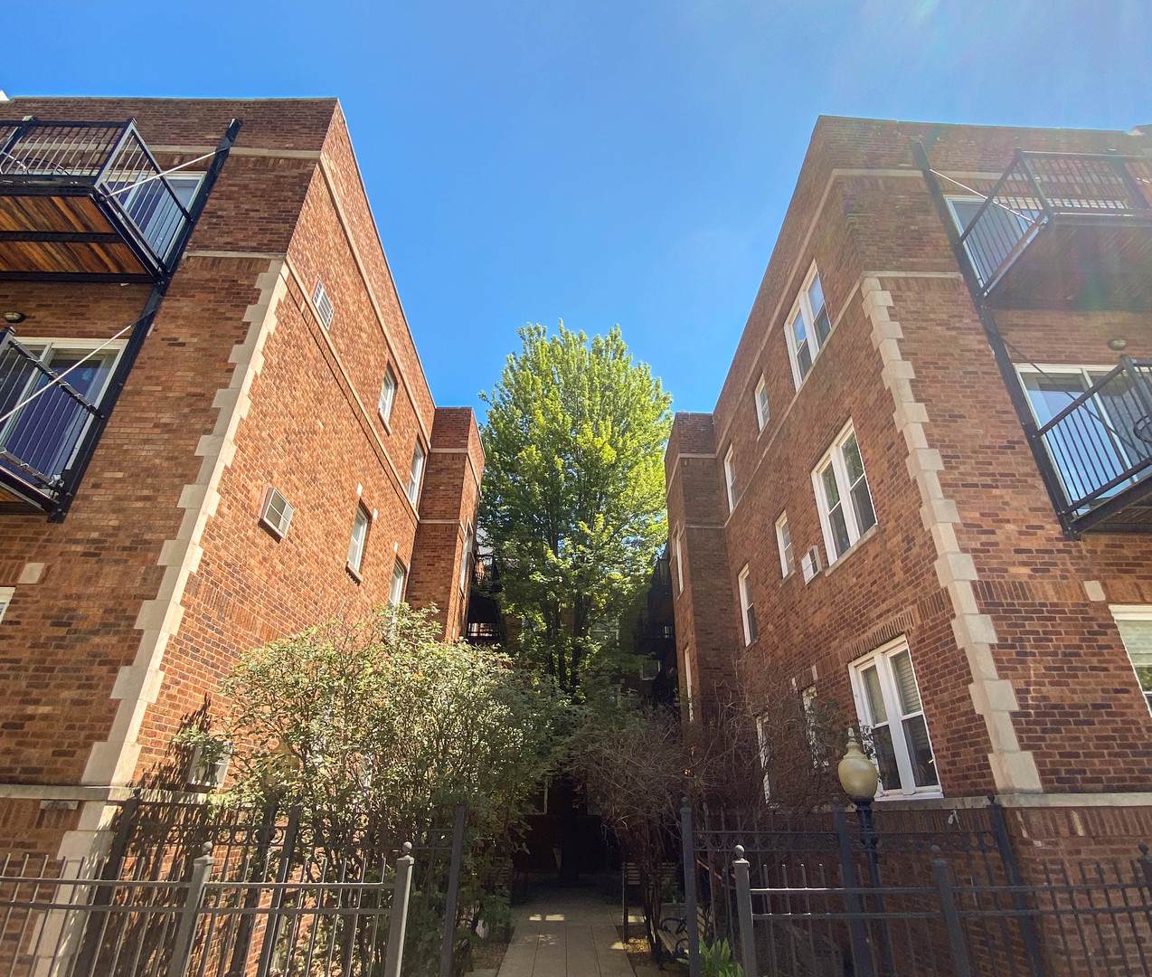 513 Deming Place - Photo 1