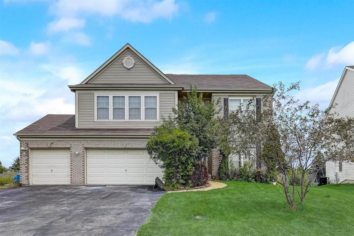 364 Stonegate Road - Photo 1