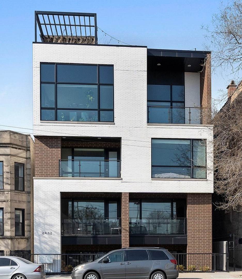 2432 Chicago Avenue - Photo 1