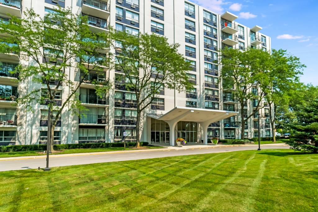 9001 Golf Road - Photo 1