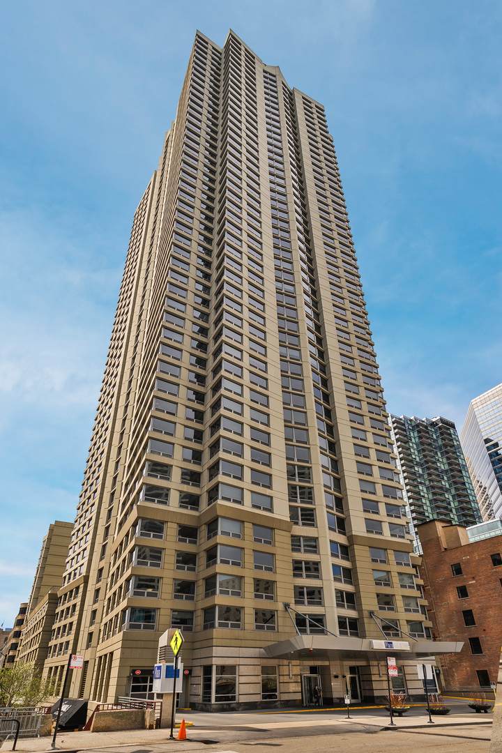 440 Wabash Avenue - Photo 1