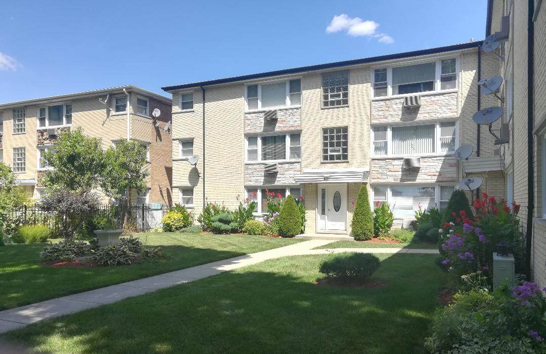 8708 Berwyn Avenue - Photo 1