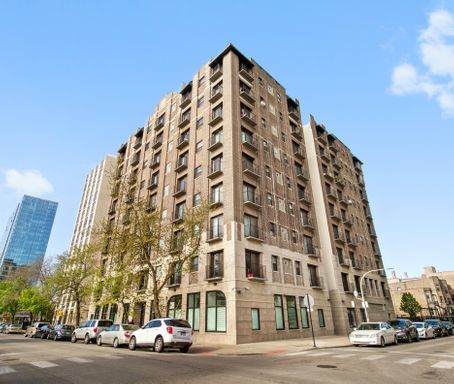 4520 Clarendon Avenue - Photo 1