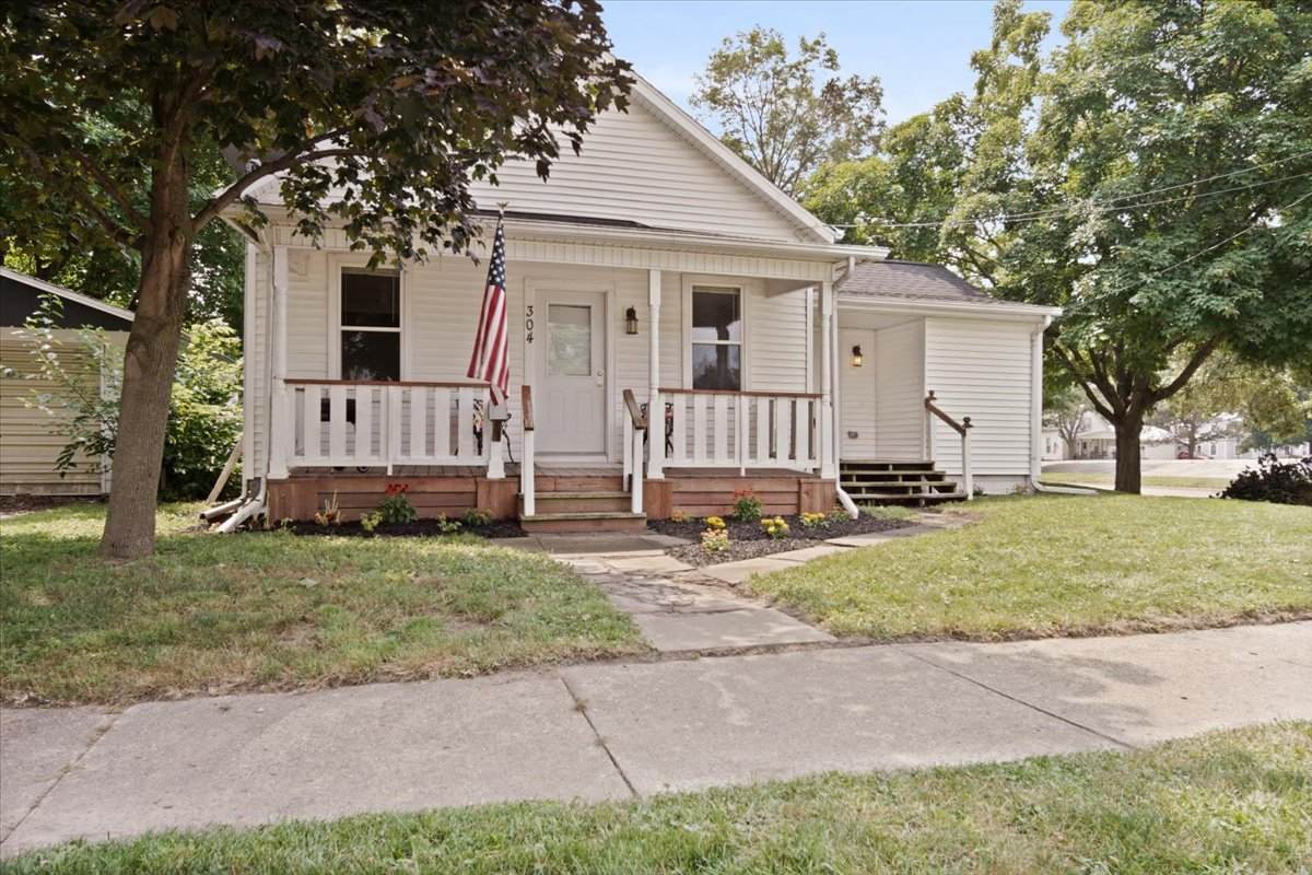 304 Miller Street - Photo 1