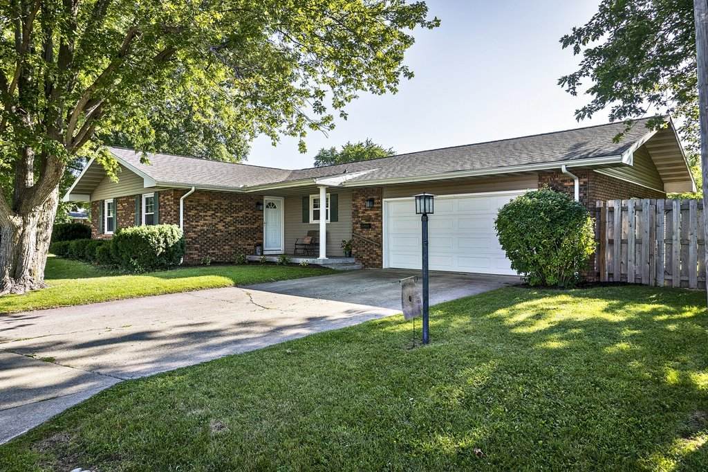1018 Bell Street - Photo 1