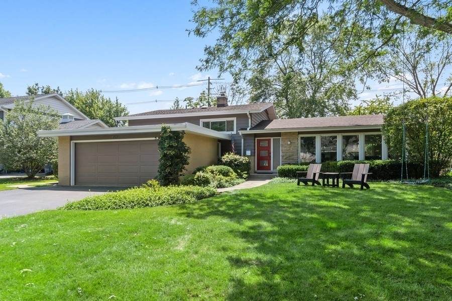 857 Highland Place - Photo 1