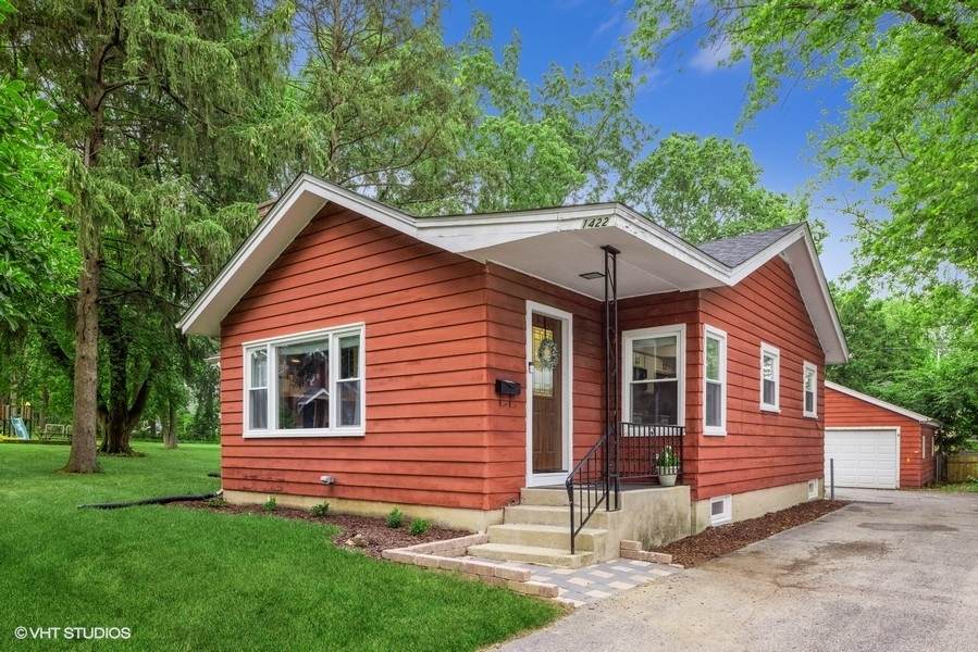 1422 Main Street - Photo 1