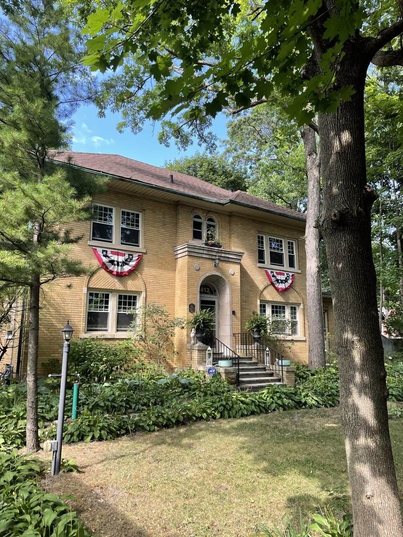 412 Greenwood Avenue - Photo 1