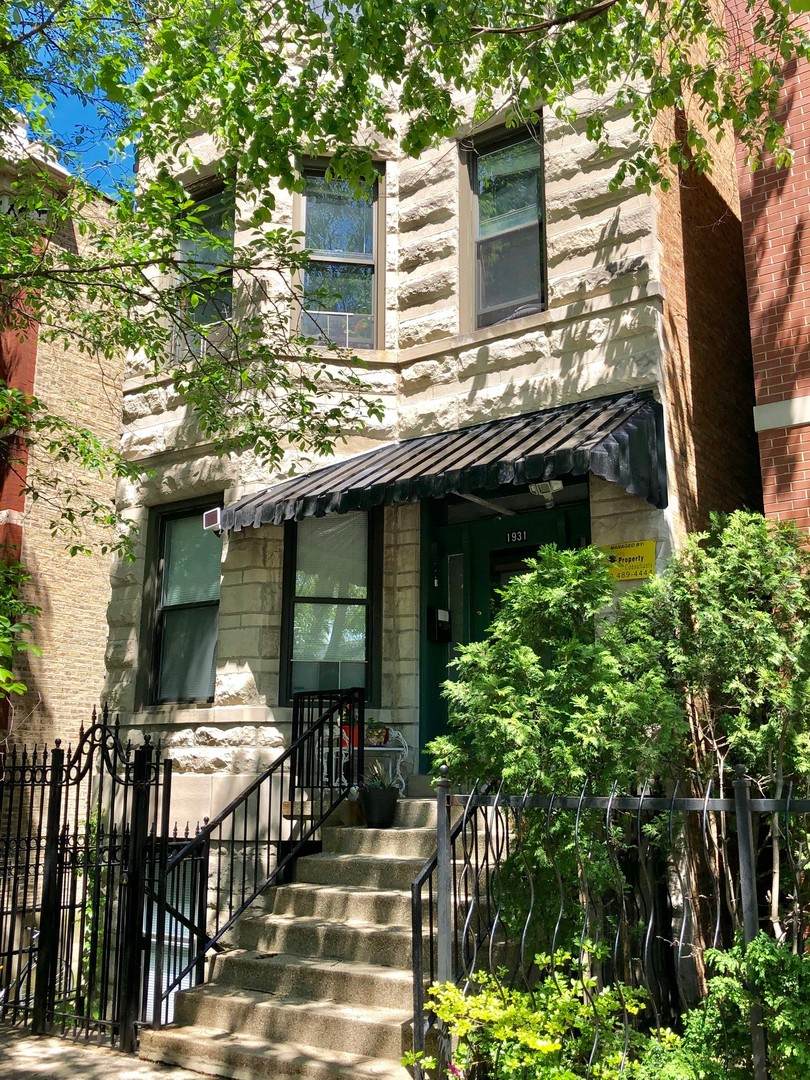 1931 Hoyne Avenue - Photo 1