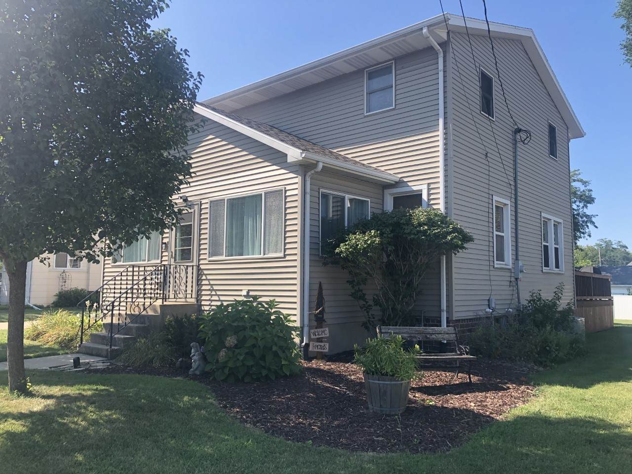1815 11th Street - Photo 1