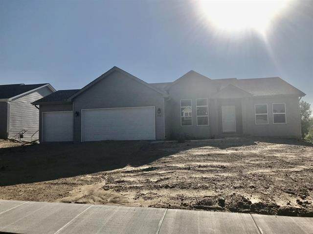7237 Pleasant View Drive - Photo 1