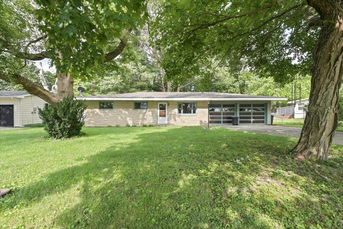 30 Hancock Drive - Photo 1