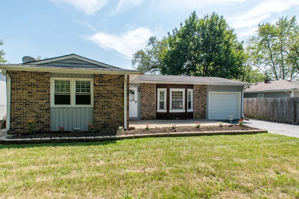 2313 Devonshire Road - Photo 1