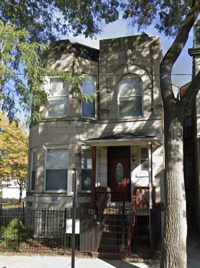 1901 Hamlin Avenue - Photo 1