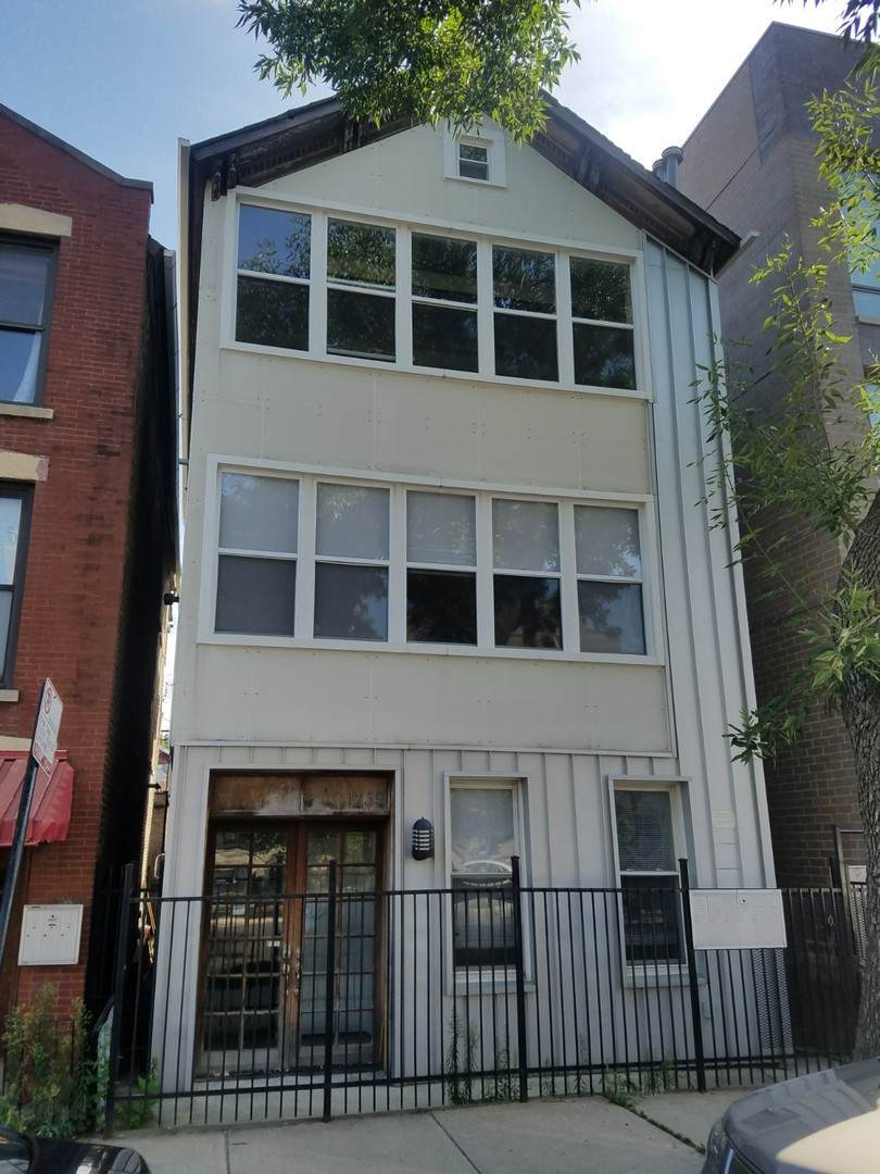 1239 Ohio Street - Photo 1