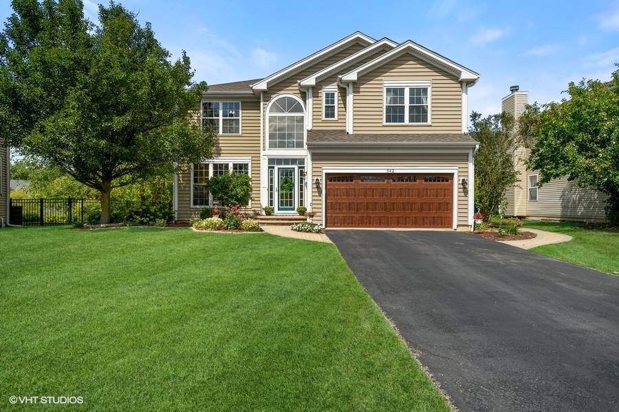 542 Redwing Court - Photo 1