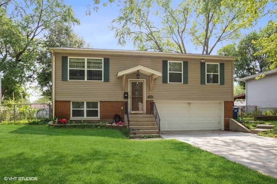 1653 Greenwood Avenue - Photo 1
