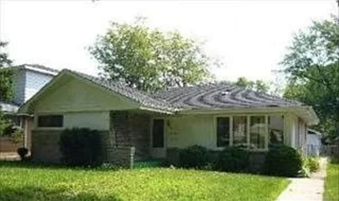 9119 Tulley Avenue - Photo 1