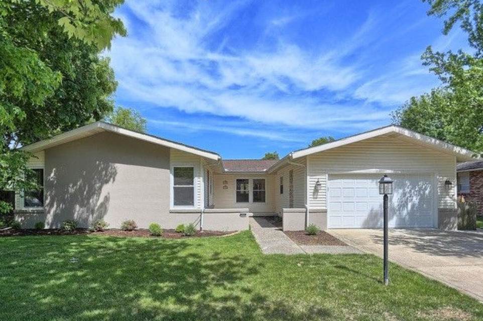 2120 Seaton Court - Photo 1