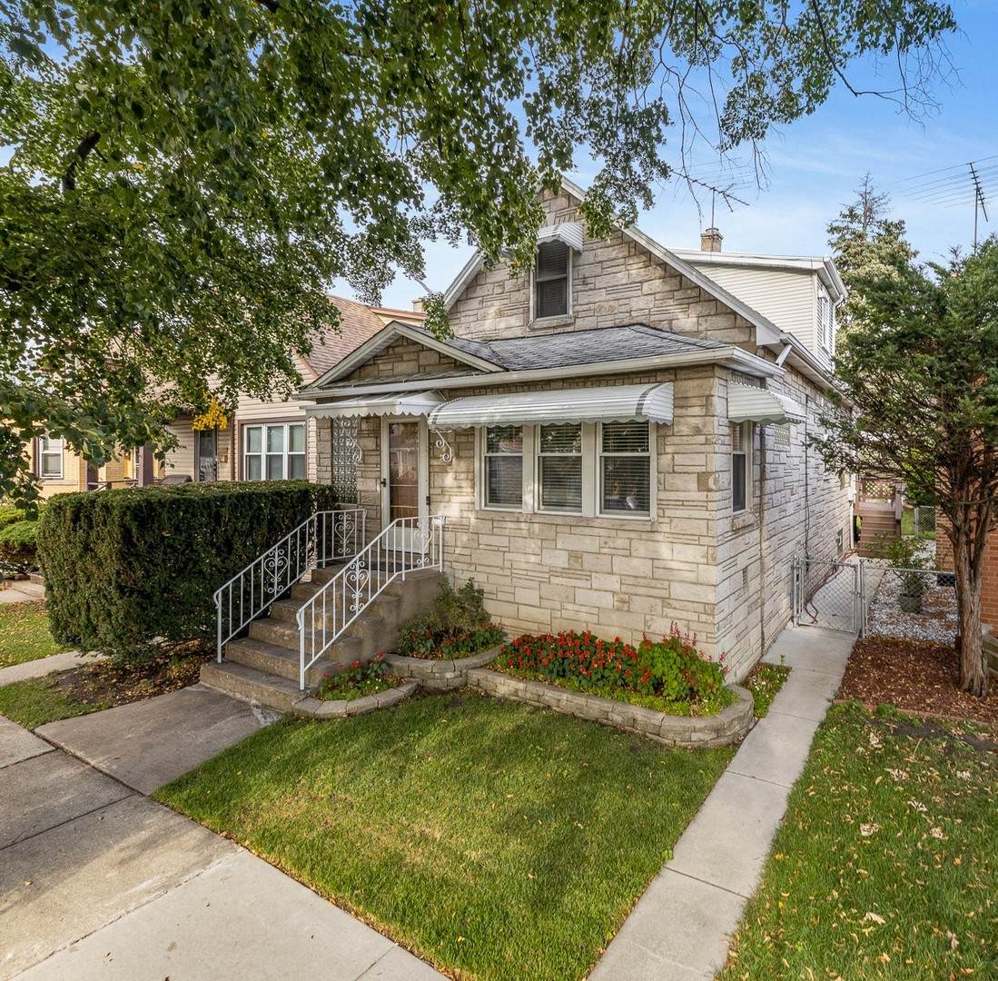 3223 Neenah Avenue - Photo 1