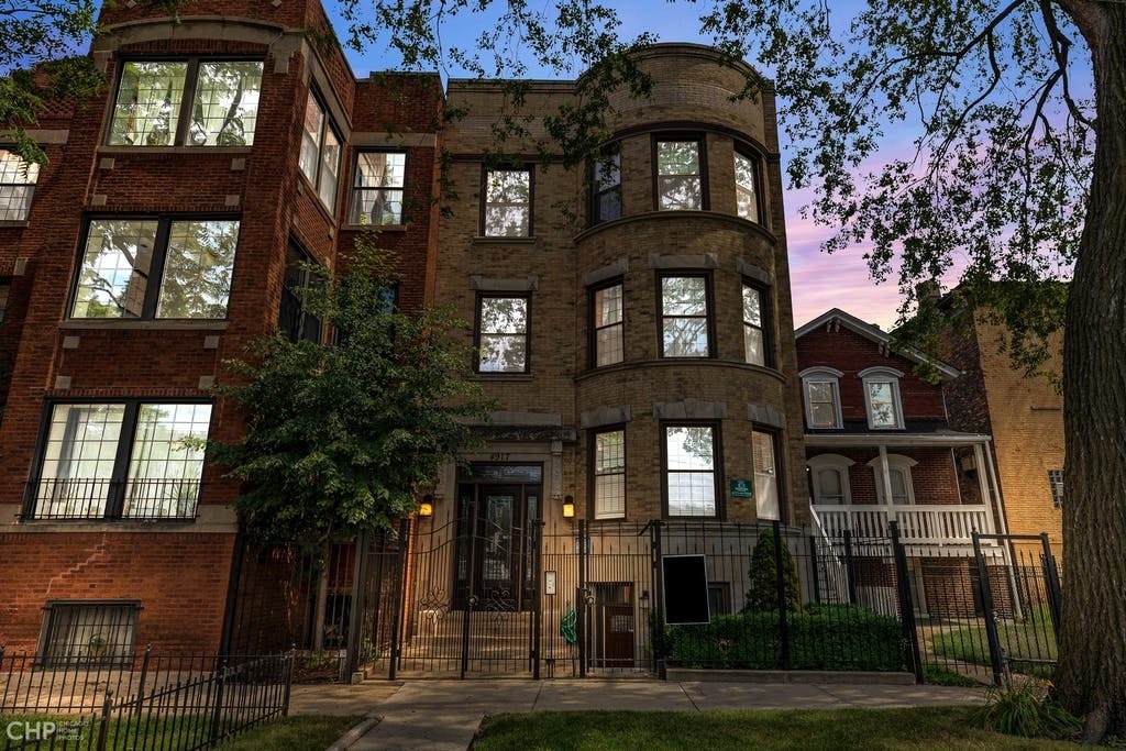 4917 Prairie Avenue - Photo 1