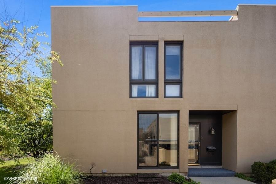 5 Oak Tree Court - Photo 1