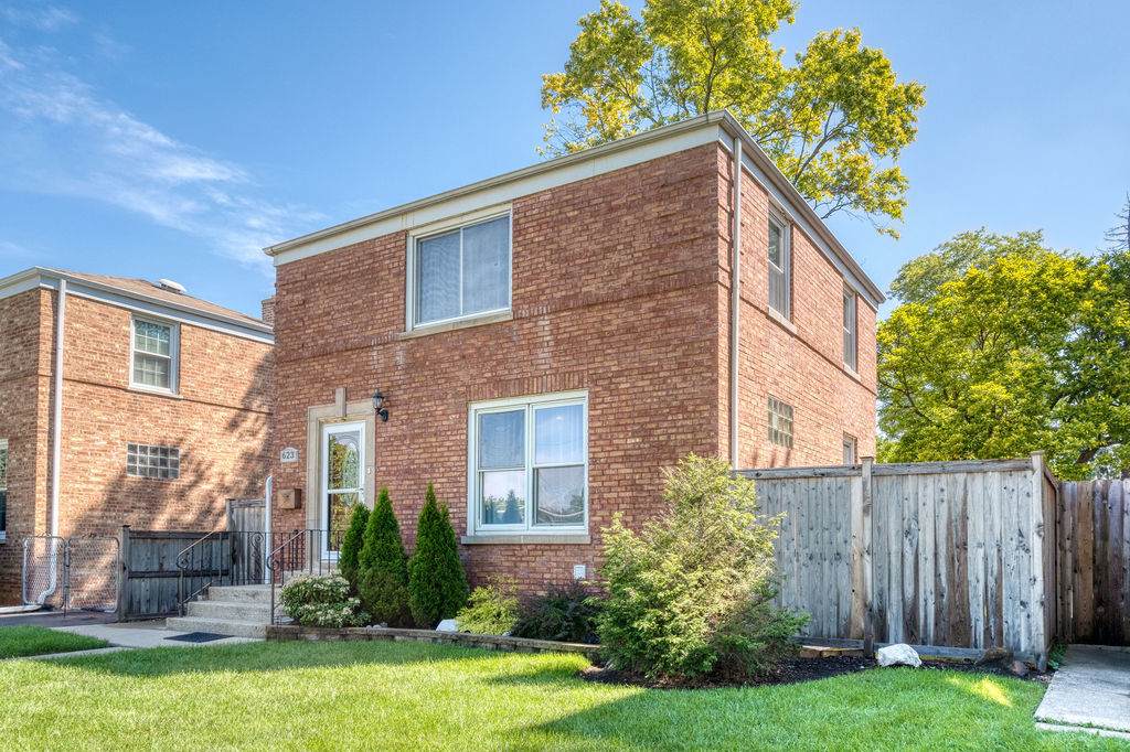 623 Westchester Boulevard - Photo 1