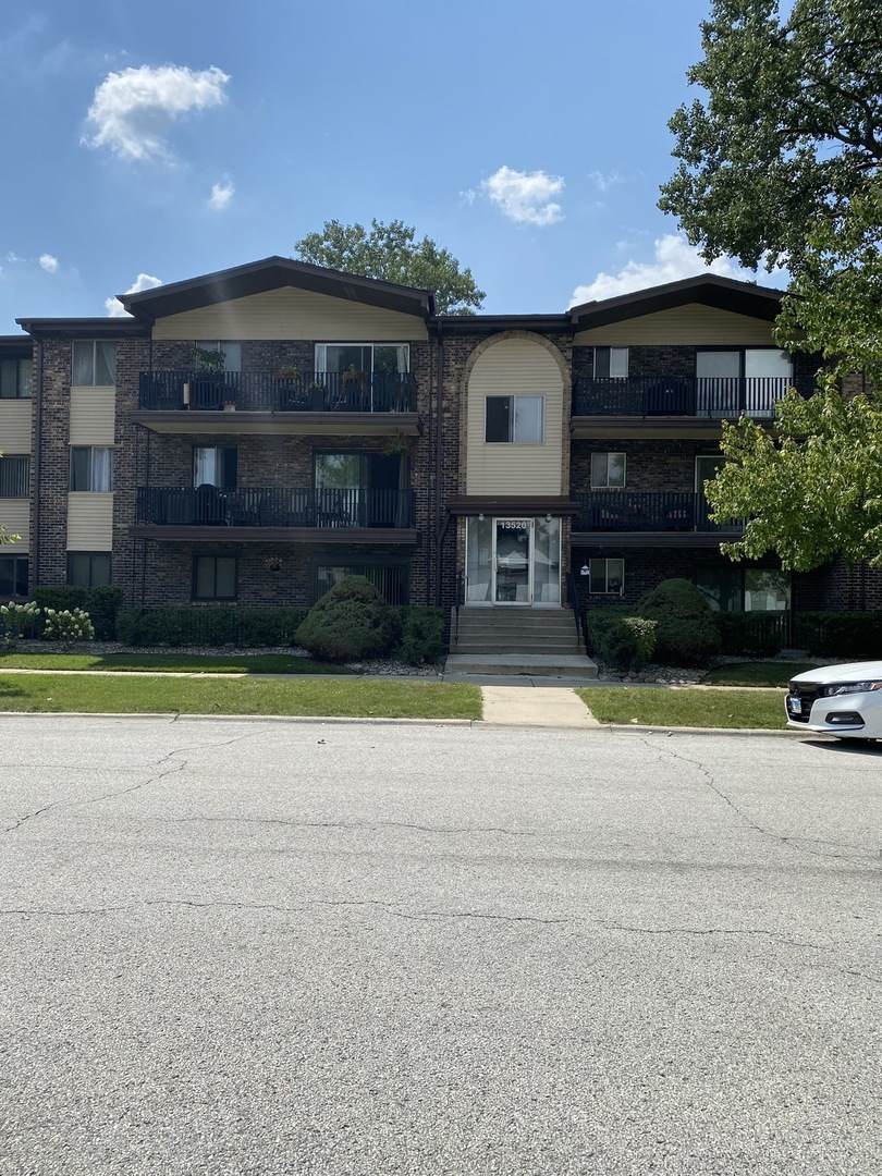13520 Lawler Avenue - Photo 1