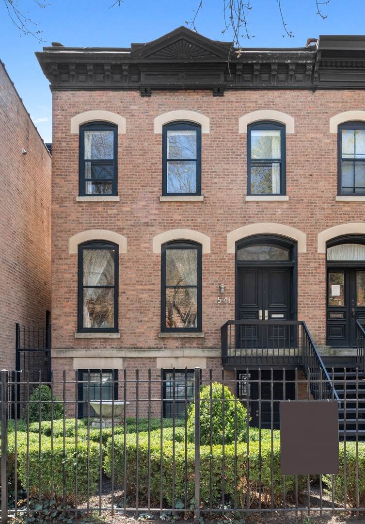 541 Belden Avenue - Photo 1