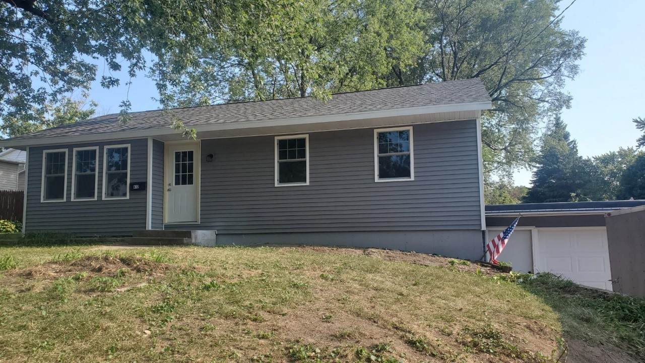 412 Pine Street - Photo 1